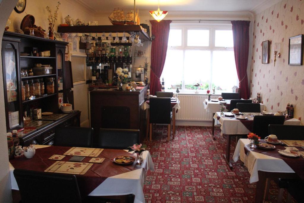 The Lyndsay Guest House Skegness Bagian luar foto